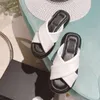 Высококачественные летние белые ткани мулы тапочки роскошные пляжные сандалии сандалии обувь кожа открытые пальцы на пальцах для женщин