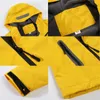 Giacche da corsa Sci impermeabili per snowboard unisex Abbigliamento antivento Plus Giacca da montagna invernale calda in velluto Cappotto da neveRacing