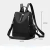 Backpack Travrasy 2022 Moda Oxford Rivet S para mulheres de cor sólida zíper duplo de grande capacidade anti -roubo 220628