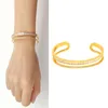 Nouveaux bijoux à la main pour femme mode simple en forme de C double couche bracelet avec rangée de petits diamants carrés 3 couleurs couple haut de gamme marque bijoux design stud bracelets