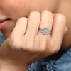 2022 Популярное серебряное кольцо 925 пробы с цветком ромашки и цветами Корона Корона Ювелирные изделия на годовщину помолвки г-жи1089843