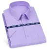 Camicia casual da uomo d'affari a maniche corte Camicia classica a quadri a quadri a quadri maschili Camicie eleganti sociali viola blu 5XL Plus Large Size 220322