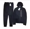 Ensembles de survêtement pour hommes Designer Sweats à capuche Survêtements Logo doré Casual Street Loisirs Mode Streetwear Pull Tech Fleece Sweatshirts Survêtements