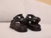 Fashionluxury Sandals 여성 슬리퍼 남성 슬라이드 가죽 샌들 여성 훅 루프 캐주얼 신발 35-42 상자와 먼지 가방