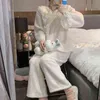Pijama quente define mulheres lacas de renda linda doce garotas brancas coral lã conforto lace-up design ten retro roupas de noite v pescoço l220803