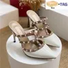 With box women dress shoes Calfskin patent leather studs heeled pumps 65MM 95MM high heels luxury wedding sandal blue white black rose cannelle fashion party slipper