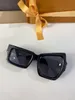 luxury Designer sunglasses for women rectangular retro Mens sunglasses for men catwalk millionaires glasses irregular frame small sun eyewear in original box
