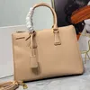 Neue Galleria Safiano Lederbeutel Doppelte Top Griff Tasche Luxus Metalldreieck Logo Frauen mittlere Handtasche kleine Umhängetasche Mini -Kristalle Geldbeutel