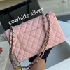 7A Top Luxe Designer Dames Messenger Bag Vierkant Kaviaarleer Schoudertas Onderarmtas 25,5 cm Flip Klassiek Mode Retro Veelzijdig Origineel Veelkleurig Groothandel