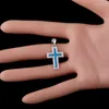 Anhänger Halsketten Lateinische Kreuz Ozeanblau Feuer Opal CZ Surround versilbertes Schmuck für Frauen Halsklearbeteilige Halskleiere