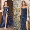 Elegante linha a sem costas borgonha vestidos de dama de honra cetim divisão pescoço quadrado longo cinta de espaguete formal casamento vestidos de festa de baile