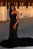 セクシーな人魚のウエディングドレスの恋人スパンコール羽の長いイブニングガウンブラックガールズジュニア卒業パーティーウェアbc6052