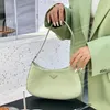 cleo hobo väska designers väskor handväskor sacoche pochette 2005 lyx läder god kvalitet kvinnor axelväska purses lady underarm messenger vintage rosa vit grön