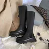 BootsBrand Design Botas de cuero de estilo gótico Mujeres Tacones gruesos Plataforma Resbalón en botas de mujer Cool Punta redonda Rodilla Botas altas Mujer G220813