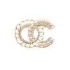 Beroemd ontwerpbroches Gold G Brand Luxurys Desinger broche vrouwen Rhinestone Pearl Letter Broches Pak Pin Fashion Jewelry Clothing Decoration Accessories MM005