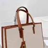Hot High Capacity Tote Bag C-Letter Shoulder Bags Women C Print Luxurys Handväska Läder Designer Bag Female Packs Classic Pures 220413