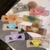 Clips de cheveux de créateur de mode pour femmes dames gelées solidaires de luxe Câtlips griffes marques poil