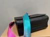 5A Kvalitetskvinnor Twist Handväskor Bag Letter Water Ripples Crossbody Bags Luxury Shoulder Bag Designer med Gradient Ribbon Fashion Wallet Läder Tote Pås handväska