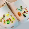 20st fluorescerande krok jibz mexikansk street stil lysande sko charms glöd i de mörka pvc sko spännen dekorationer tillbehör passar kvinnor män sandaler armband