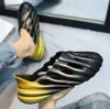 Le ultime scarpe da uomo e da donna, scarpe da spiaggia traspiranti casual, pantofole sportive, molti stili tra cui scegliere supportano il logo personalizzato