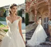 Robe de mariée en dentelle, magnifique et Sexy, épaules dénudées, col en v, longueur au sol, avec des appliques, de haute qualité, nouvelle collection