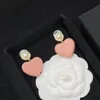 Lindas jóias de luxo Brincos de coração rosa Brincos de prata esterlina Alergia Estilo quente Lady agulha Pérola Ear Studs