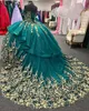 Klänningar vinröd guld quinceanera klänning 2023 glitter ruffle tulle applikationer spaghetti för 15 flickor kvitten festklänningar utsökta söta 16 c