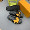 Tasarımcı Lüks Erkek Kadın Terlik Yaz Koleksiyonu Sandalet Kauçuk Ramage Baskı Terlik Ladies Plaj Nötr Deri Sandal 0004