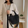 Kadın Tote Çanta kadife Crossbody S 2021 Kız Alışveriş Panası Moda Sıradan Düz Renk Minimalist Stil Kova Çantaları