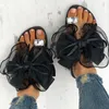 Summer Cute Bowtie Decora sandali antiscivolo Slipper Flats Ciabatte Casual Fashion Beach femminile Infradito Mesh Beach Slides 210301