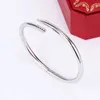 Luxury Fashion Men's Cuff Bracelet Women's Classic Nail Bracelet Designer Couple Crystal Bracelet High Quality 316L Titanium Plated 18K Gold Jewelry