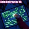 Novo Luminous Drawing Board Pintura de pintura de brinquedo LED MAGIC Graffiti Desenhe With Light Children Fun Educational Toy Kid Presente