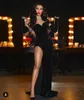 セクシーな黒いベルベットのイブニングドレスサイドハイスリットロングシースウエディングパーティーガウンノースリーブ恋人コルセット特別な日のための女性プラスサイズのローブデソーリー