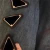 Mens Suits Pins Luxury Designer Jewelry Women Brooches Triangle Clothes Accessories Ties Pin Bag Pendant Womens Black Brooch Spill4875117