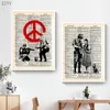 Poster d'arte vintage di Banksy Ragazza con un palloncino Graffiti Art Canvas Painting Old Book Print Wall Art Pictrues Home Wall Decor