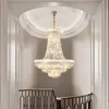 Lampadario in cristallo di diamante Sospensione di lusso Lampade a LED Telaio con luci cromate/oro per arredamento Villa Scala Soggiorno Lobby