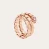 Luksusowy designerski pierścionek jednokolorowy zestaw diamentów wężowe pierścienie wysokiej jakości moda temperament prezent na walentynki pierścionki niezrównany trendyring bardzo ładny