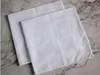 24 pcs/Los 100% Baumwoll -Satin -Taschentuch weiße Farbtischtischtuch super weiche Taschenschleppschuhe Quadrate 40 cm