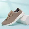 2022 Nova Moda Homens Mulheres Esportes Handmade Sapatos Super Gelo Silk Voando Tecido Corrida Sapato Luz Casual-Sapatos
