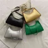 2022 새로운 복고풍 단색 가방 여성의 간단한 패션 캐주얼 어깨 작은 사각형 가방 Y220802