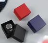 Cassette da orologi creative da 100 pezzi Case di orologi a colori solidi orologi quadrati scatole regalo per pacchetti regalo