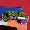 2022 Designer-Sonnenbrillen für Damen, beliebte UV-Schutz-Mode, ovale Katzenaugen-Vollrahmen-Sonnenbrille von höchster Qualität, mit Etui