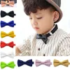 Classic Kids Bowtie Boys Grils Baby Kids Tie Bow Moda Moda de cor sólida Mint Verde vermelho preto branco Butterfly Gravata 10 PCs por atacado