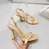 샌들 하이힐 여름 2022 디자이너 새로운 여성 신발 섹시한 크로스 벨트 버클 펌프 청키 한 발 뒤꿈치 샌들 220530