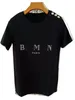 Balimm Luxury Tshirt Mens Designer T-shirt Femmes Lettre Imprimé À Manches Courtes Balmani Chemise Col Rond Coton T-shirts Balmane T Petit Haut Qualité Polo Taille S-2Xl 8407