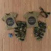 Roupas conjuntos de roupas de verão menino menina menina curta letra de manga impressão Exército verde top calças de camuflagem 2pcs roupas infantis de roupas