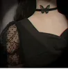 Koreansk lekfull söt svart sammet spetsar fjäril choker halsband för flickor loli jk kjol student ihålig kardikel nackkedja sagan smycken kvinnor födelsedag gåva bijoux