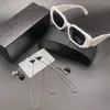 Modesolglasögon Geometrisk design P Solglasögon för män Svarta sommarglasögon Strandrektangel solskydd med lyxig glasögonkedja i rostfritt stål