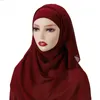Мгновенные мусульманские женщины тяжелый шифоновый шарф хиджаб с шарфами из шифонового шифона капота с шарфами с головным планом под рукой.