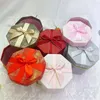 Geschenkwikkeling Creatieve Solid Color Bowknot Pyramid Candy Box Box voor feest Baby shower Paper Boxes Pakket/bruiloftsgunsten Boxgift